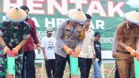 Kapolres AKBP Erwin Syah dan Pemda Bone Tanam Jagung di Bolli