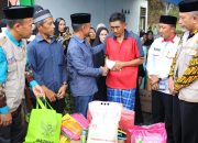 Tanggap Bencana, Bupati Bone Serahkan Bantuan dan Melayat Korban Kebakaran di Libureng