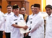 Menteri ATR/BPN Serahkan 455 Sertifikat Aset dan Tanah Wakaf, Gubernur Sultra Dorong Kepastian Hukum dan Tata Ruang Berkelanjutan