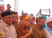 Gubernur Sultra Ikuti Peluncuran Nasional 80.000 Koperasi Merah Putih, Resmikan Kantor KDMP di Desa Napa