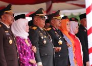 Gubernur Sultra Pimpin Upacara Penurunan Bendera HUT RI ke-80 di Kantor Gubernur