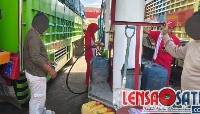 Solar Langka, Jerigen Justru Didahulukan di SPBU Ini