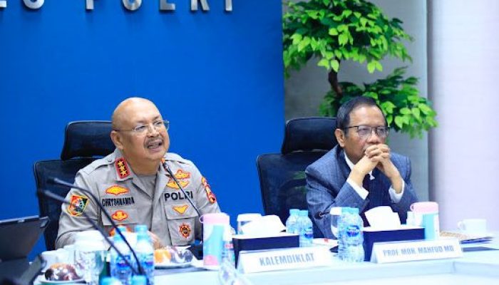 Polri Teguhkan Moral dan Profesionalisme Pasca Krisis, Gandeng Prof. Mahfud MD dan Komjen Chryshnanda