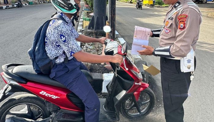 Kecelakaan Pelajar Jadi Peringatan, Satlantas Bone Gencar Tertibkan Pengendara di Bawah Umur