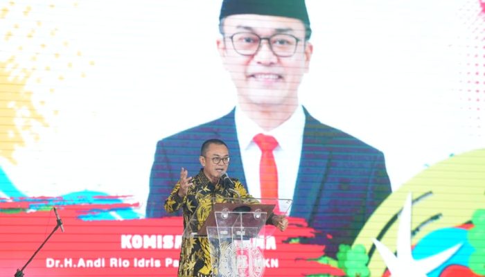 Malam Puncak HUT ke-57 PT Semen Tonasa, Andi Rio Idris Padjalangi Tegaskan Komitmen Revolusi Hijau Industri Semen