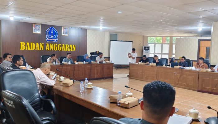 Perdebatan Target Pajak–Retribusi dan Harmonisasi Provinsi Buat Rapat Banggar–TAPD Bone Deadlock, Pembahasan KUA-PPAS 2026 Kembali Diskors