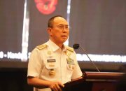 Gubernur Sultra Hadiri Pelantikan Rektor Unsultra, Dorong Perguruan Tinggi Perkuat SDM dan Inovasi