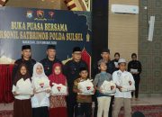 Brimob Polda Sulsel Salurkan 1.000 Paket Sembako untuk Anak Yatim di Empat Batalyon