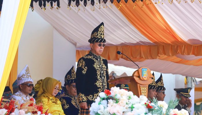 Gubernur Sultra Hadiri HUT ke-23 Konsel, Sampaikan Perbaikan Jalan Lalembuu