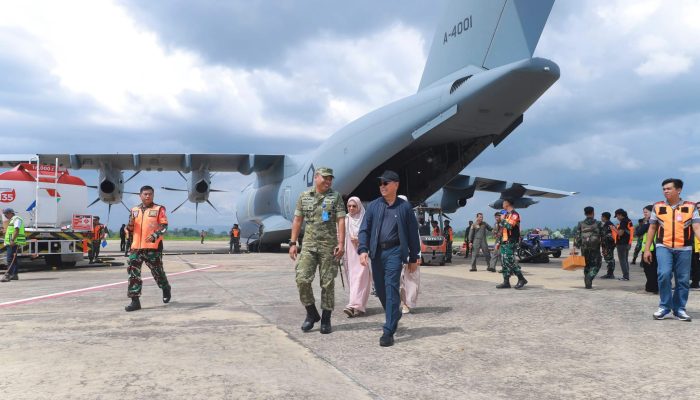 Gubernur Sultra Tinjau Pesawat Airbus A400M di Bandara Haluoleo