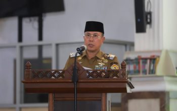 Hadiri Pengukuhan Pengurus MUI Sultra, Gubernur: Keberhasilan Pembangunan Sangat Tergantung Dukungan Alim Ulama