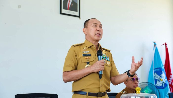 Gubernur Sultra Kunjungi SMA Unggul Garuda, Siswa Sampaikan Terima Kasih kepada Presiden Prabowo
